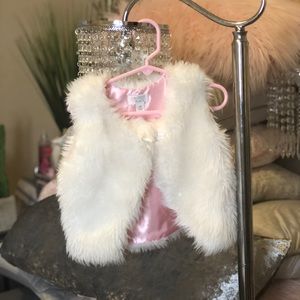 FUR WHITE VEST
